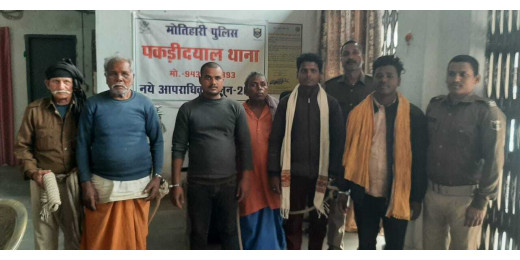 85 लीटर देशी शराब के साथ 6 गिरफ्तार, कार से भारी मात्रा में विदेशी शराब भी बरामद